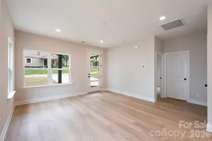 311 W Chestnut St, Stanley, NC 28164 - Photo 8