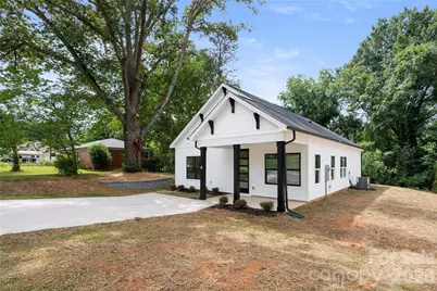 311 W Chestnut Street, Stanley, NC 28164 - Photo 6