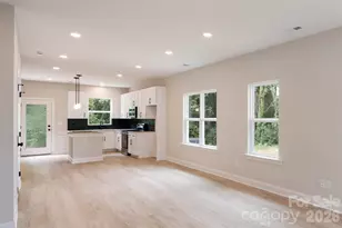 311 W Chestnut St, Stanley, NC 28164 - Photo 10