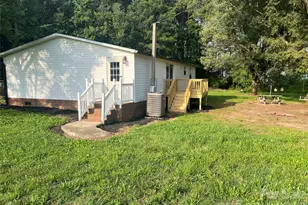373 Griggs Rd, Clover, SC 29710 - Photo 4