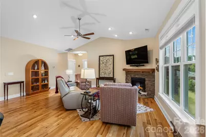 15 Craftsman View Drive, Asheville, NC 28804 - Photo 6