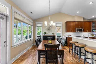 15 Craftsman View Drive, Asheville, NC 28804 - Photo 8