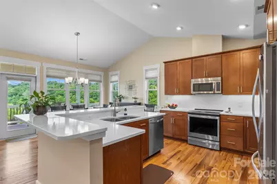 15 Craftsman View Drive, Asheville, NC 28804 - Photo 12