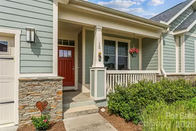 15 Craftsman View Drive, Asheville, NC 28804 - Photo 2