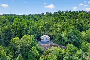 40 E Valley View Dr, Marion, NC 28752 - Photo 2