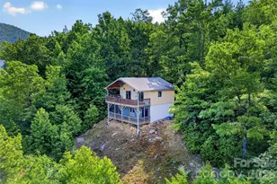 40 E Valley View Dr, Marion, NC 28752 - Photo 4