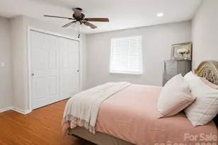 7329 Hounslow Ln, Charlotte, NC 28213 - Photo 18
