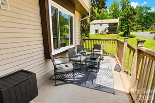 7329 Hounslow Ln, Charlotte, NC 28213 - Photo 2