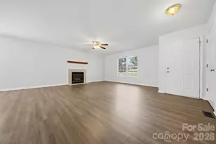 2436 29th Ave Ct NE, Hickory, NC 28601 - Photo 2
