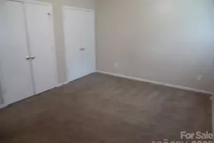 6311 Coach Hill Ln, Charlotte, NC 28212 - Photo 12