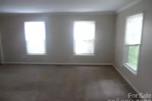 6311 Coach Hill Ln, Charlotte, NC 28212 - Photo 10