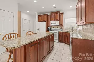 1421 Moonstone Dr, Matthews, NC 28105 - Photo 8