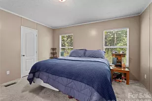 64 Tupper Ln, Hendersonville, NC 28792 - Photo 16