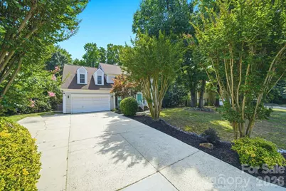 3616 Linden Berry Lane, Charlotte, NC 28269 - Photo 2