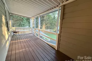 302 S College Ave, Newton, NC 28658 - Photo 32