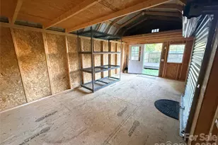 302 S College Ave, Newton, NC 28658 - Photo 40
