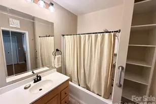 302 S College Ave, Newton, NC 28658 - Photo 30