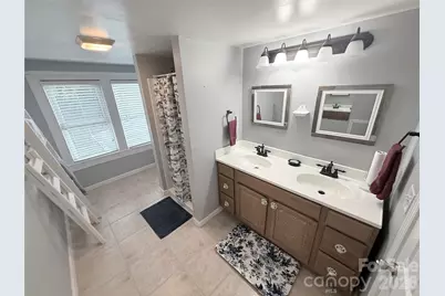 302 S College Avenue, Newton, NC 28658 - Photo 16