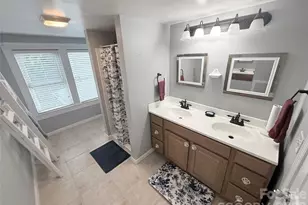 302 S College Ave, Newton, NC 28658 - Photo 16