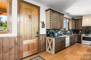 1030 High Valley Overlook, Banner Elk, NC 28604 - Photo 4