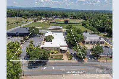 330 W Main Street, Forest City, NC 28043 - Photo 12