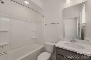 235 S Bruns Ave, Charlotte, NC 28208 - Photo 34