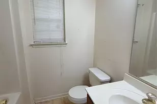 3834 Brookchase Ln, Charlotte, NC 28205 - Photo 12