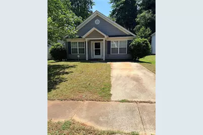 3834 Brookchase Lane, Charlotte, NC 28205 - Photo 2
