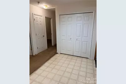 3834 Brookchase Lane, Charlotte, NC 28205 - Photo 6