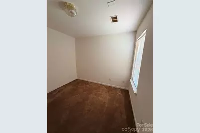 3834 Brookchase Lane, Charlotte, NC 28205 - Photo 10