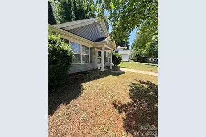3834 Brookchase Lane, Charlotte, NC 28205 - Photo 14