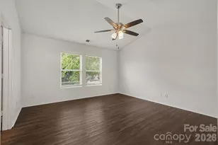 4636 Meadowfield Rd, Charlotte, NC 28215 - Photo 14