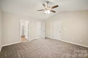2732 Black Walnut Ln, Charlotte, NC 28262 - Photo 12