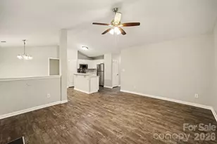 2732 Black Walnut Ln, Charlotte, NC 28262 - Photo 6