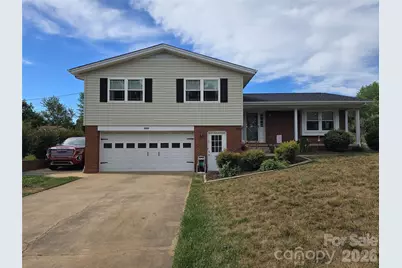 5760 Valley Field Road, Hickory, NC 28602 - Photo 1