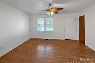 315 Southglenn Dr, Shelby, NC 28152 - Photo 6
