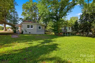 623 E Ohio Ave, Bessemer City, NC 28016 - Photo 6