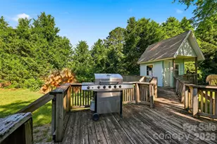 623 E Ohio Ave, Bessemer City, NC 28016 - Photo 8