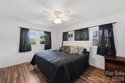 623 E Ohio Avenue, Bessemer City, NC 28016 - Photo 28