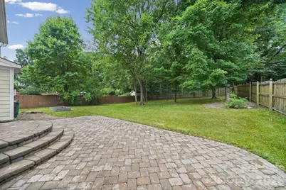 13818 Ballantyne Meadows Drive, Charlotte, NC 28277 - Photo 4