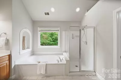 13818 Ballantyne Meadows Drive, Charlotte, NC 28277 - Photo 18