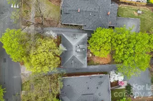 2112 Crescent Ave, Charlotte, NC 28207 - Photo 30