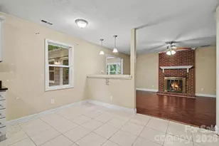 7111 Amarillo Dr, Charlotte, NC 28262 - Photo 6