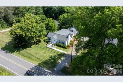 608 1st Street W, Conover, NC 28613 - Photo 18