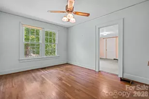 608 1st St W, Conover, NC 28613 - Photo 32