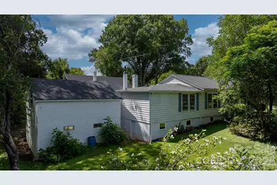 608 1st Street W, Conover, NC 28613 - Photo 10