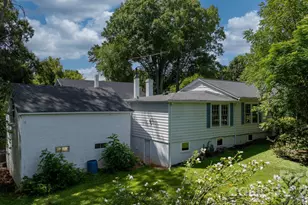 608 1st St W, Conover, NC 28613 - Photo 10