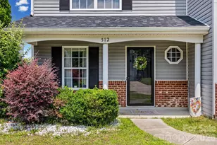 512 Gentle Breeze Ln, Rock Hill, SC 29730 - Photo 2