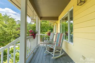 22 Meadow Brook Dr, Fletcher, NC 28732 - Photo 6
