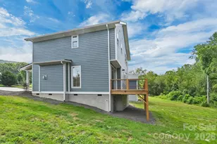 225 Edgewood Rd S, Asheville, NC 28803 - Photo 2